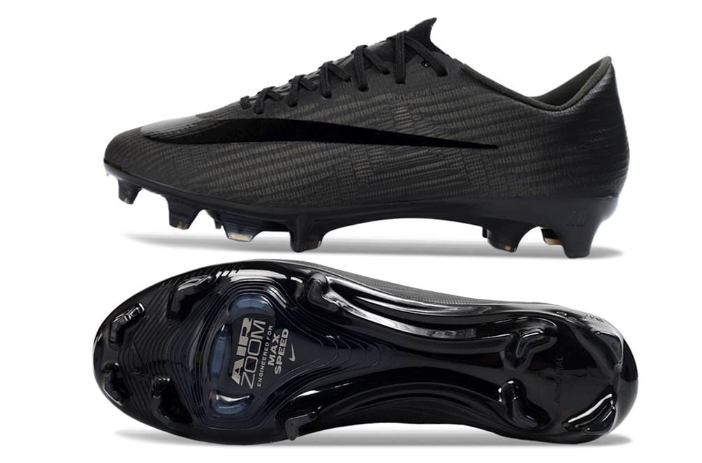 Black Nike mercurial superfly 11